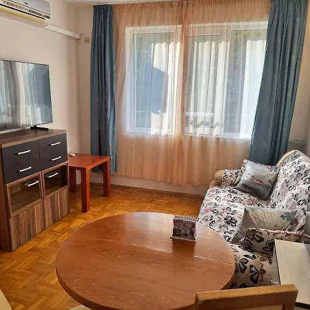 Sea Breeze Апартамент Варна